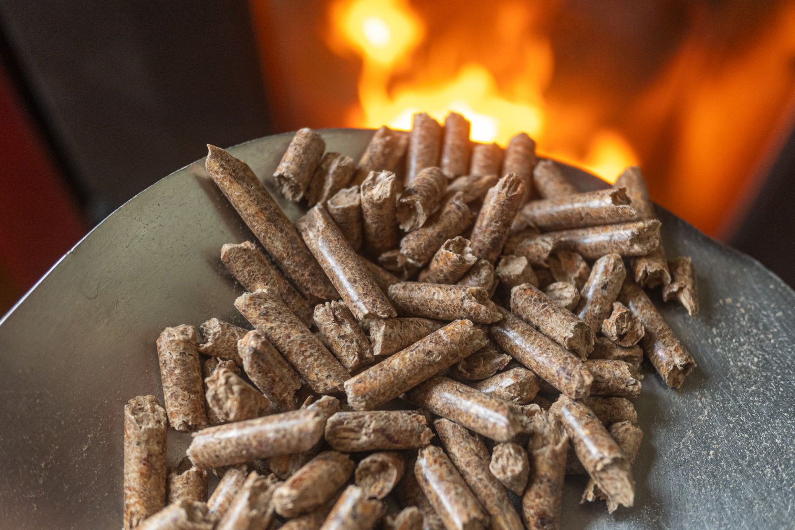 wood sawdust pellets for wood stoves, biofuel